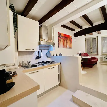 New Street House Apartman *