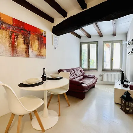 New Street House Apartman
