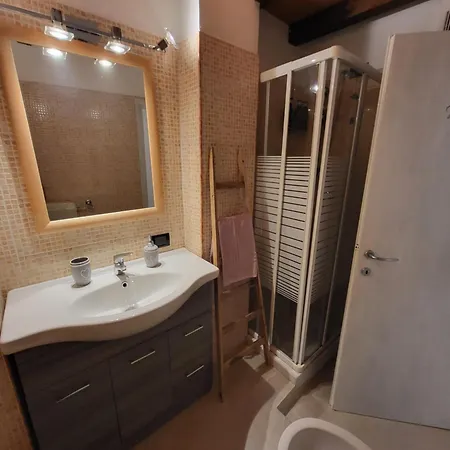 New Street House * Parma