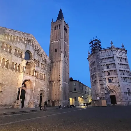 New Street House Parma